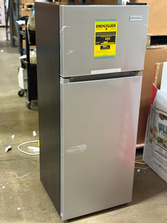 AC250519 Frigidaire, 2 Door Apartment Size Refrigerator/Freezer Combo, 7.5 cu ft, Platinum Series, Stainless, 23" D x 21.5" W x 55.5" H