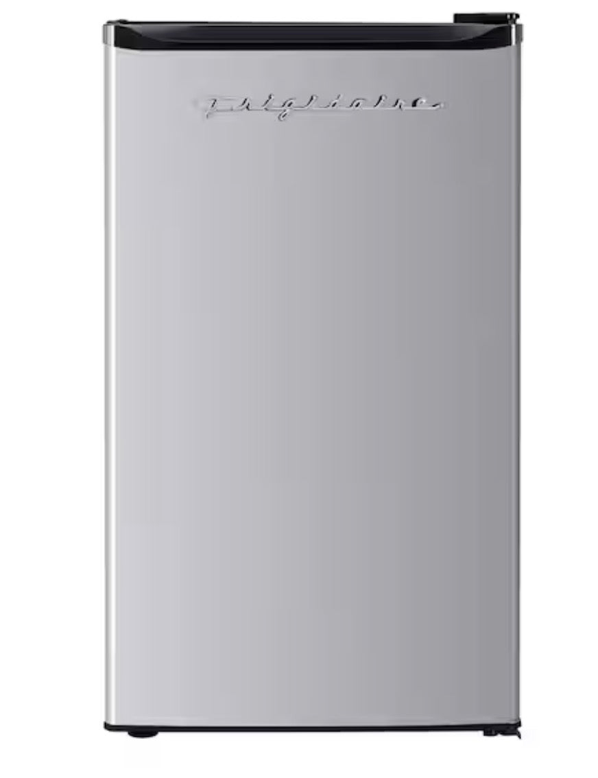 AC260379 Frigidaire 3.2 cu. ft. Retro Vintage Compact Mini Refrigerator - EFR323