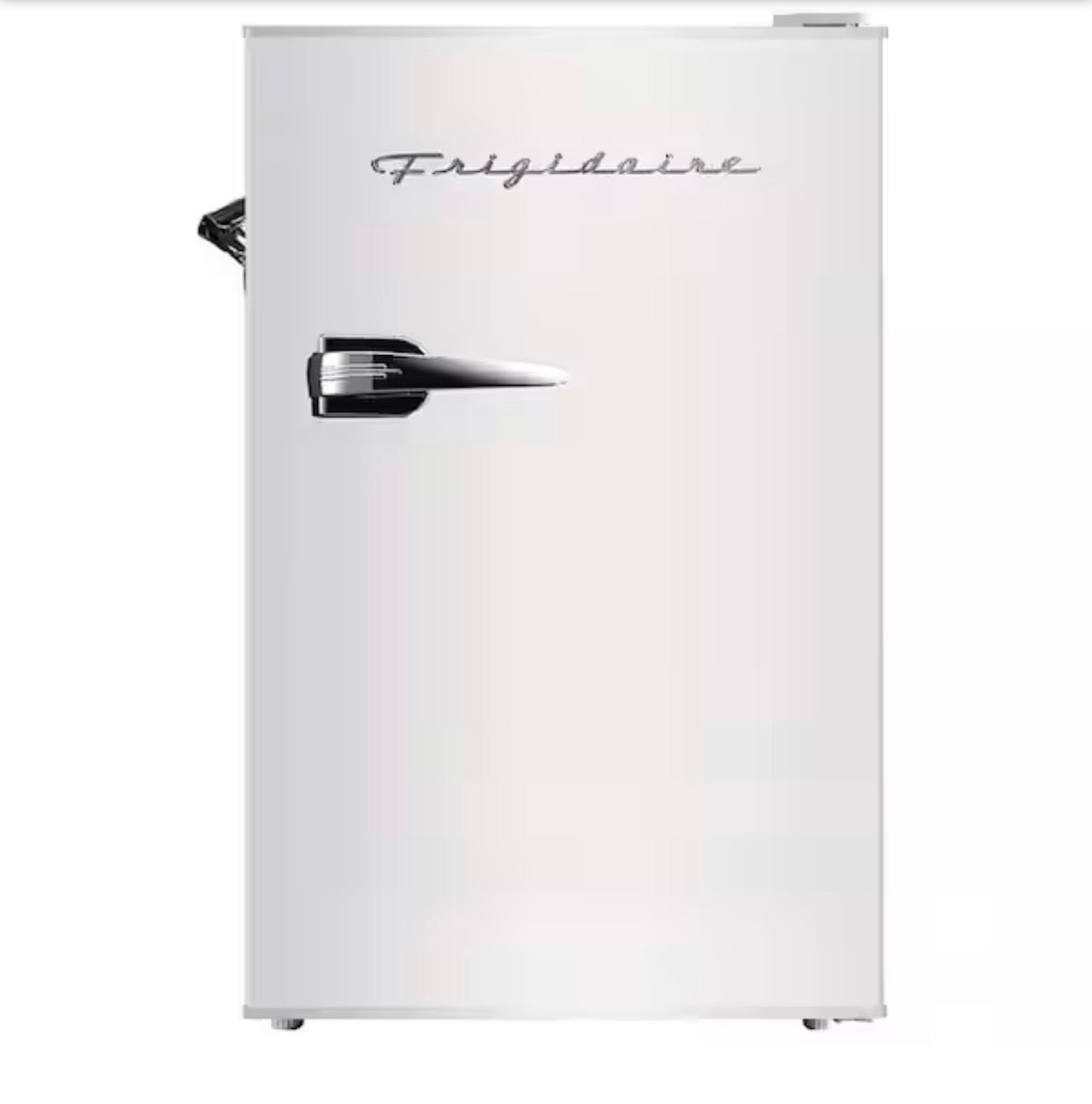 AC260323 Frigidaire 3.2 cu. ft. Retro Mini Fridge in White - EFR376 (minor dent)