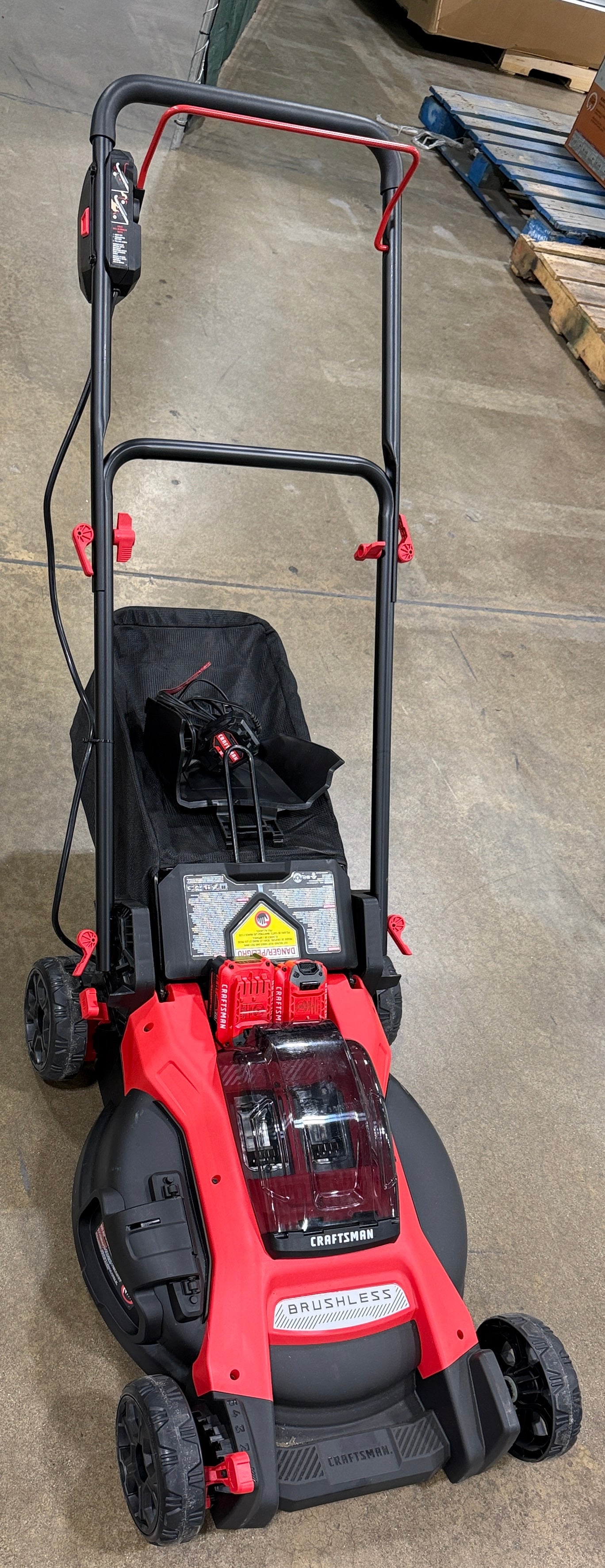 AC250896 CRAFTSMAN V20 20-volt, 20-in Push Battery Walk Mower with (2) 5 Ah Battery Included - USED