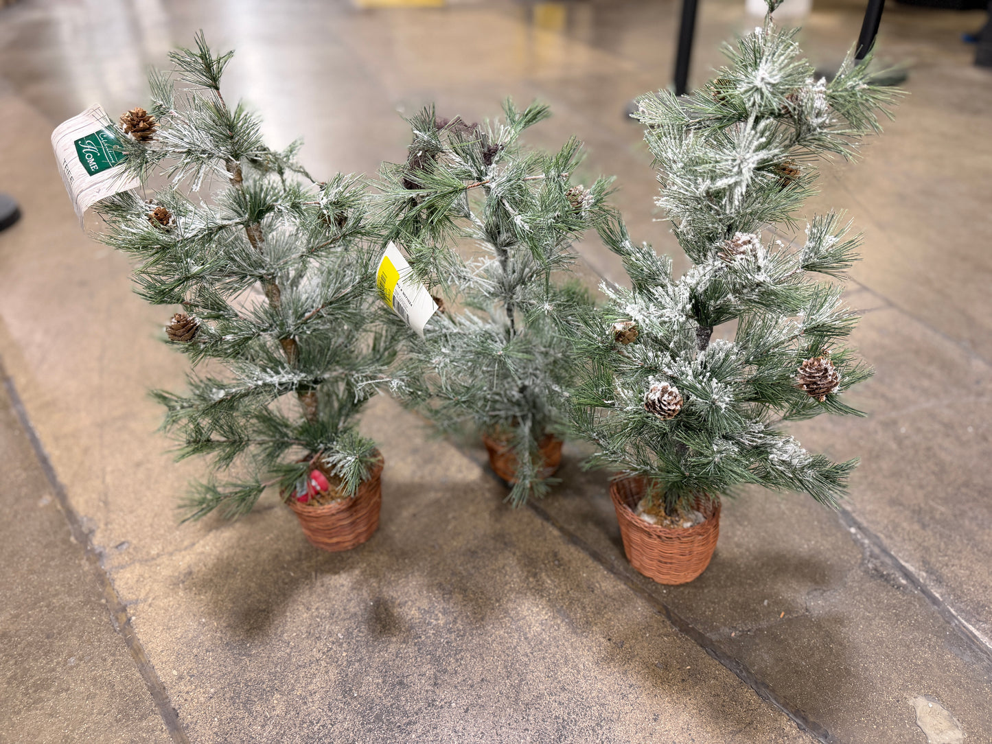 AC250651 Christmas small tree
