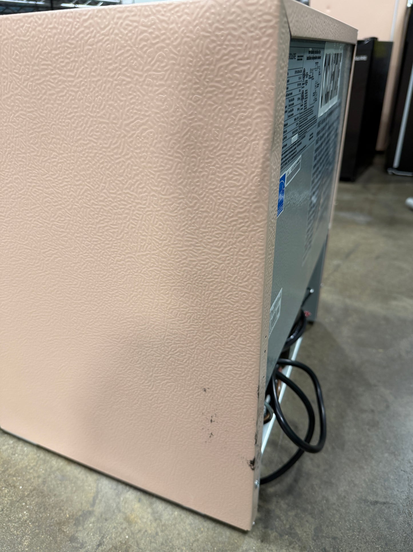 AC260147 Frigidaire Coral EFR176- AMZ EFR176 Retro Mini Refrigerator-Energy Saving-Adjustable Thermostat Control-Side Mounted Bottle Opener-Ideal for for Dorm, Office, RV, Garage, Apartment 1.6 Cubic Feet