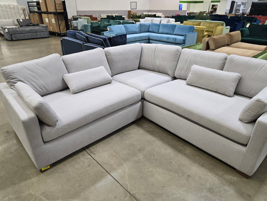 IDF240337 - Charly - Sectional  Fabric  Light Grey