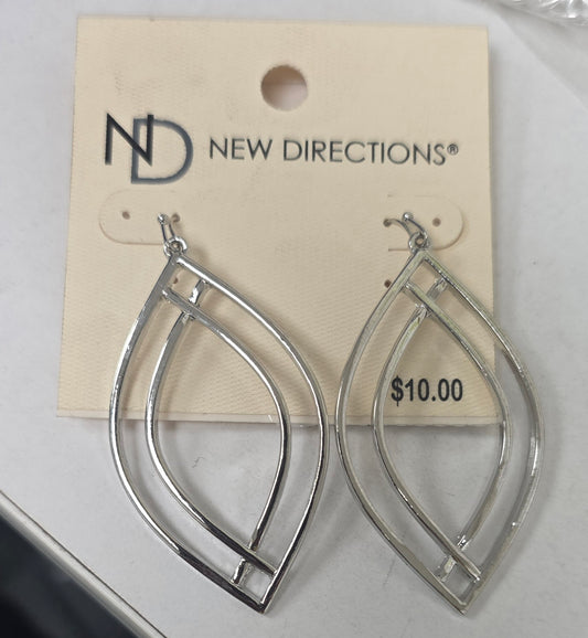 Earing NEW DIRECTIONS Core